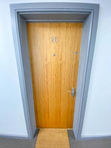Liverpool One Beautifully Presented 2 Bedroom Apartment, Liverpool (photo 7)