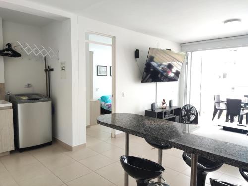 Hermoso apartamento con piscina (alberca).