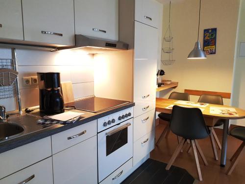 Ferienwohnung 5 im Strandhaus Lobbe, Lobbe (fotografie 7)