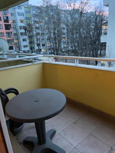 RUSE UNIVERSITY APARTMENT 2