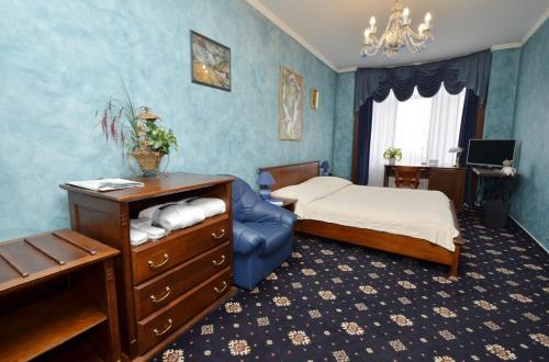 1 queen bed