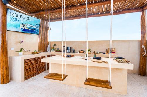 Penthouse Apartment image 10