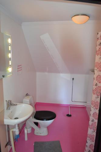 Bathroom, Kappelshamns Veranda och Fritidsboende in Ire
