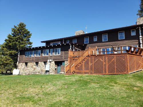 Unity Sky Lodge in Džekmena (ME)