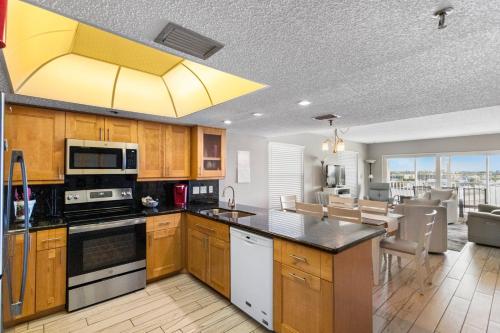 505 Beach Place Condos in St Pete Beach, USA