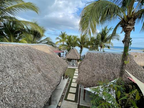 . San Carlos Surf Resort & Eco Lodge