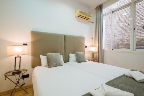 HomeySeville-Amazing Views Cathedral Tomas de Ibarra - 8 pax, Parking Optional, Sevilla (Foto 7)