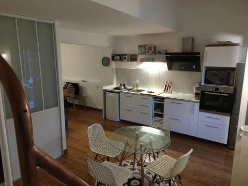 keuken, Rêves de rivière- fonctionnel et bien placé (Reves de riviere- fonctionnel et bien place) in Le Carbet