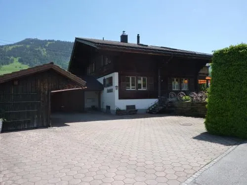 Chalet Aebnetbode in Gstaad, Schweiz