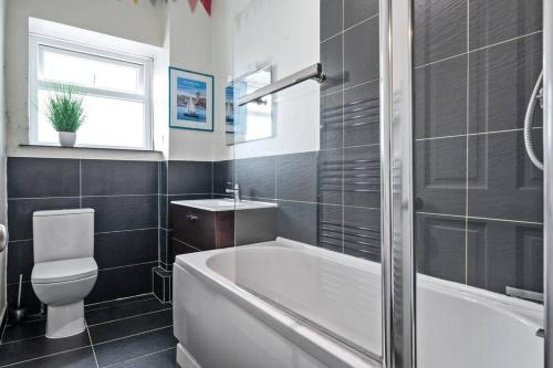 Pendennis - Bright Victorian flat, sea views & close to beach, Falmouth (foto 7)
