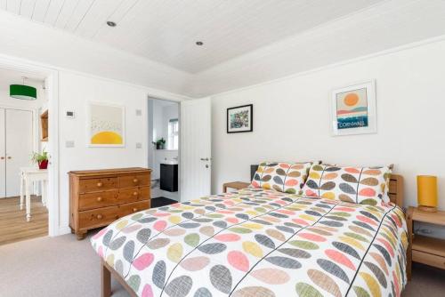 Trevint - Modern beach house in Falmouth near beach, private garden and parking, Falmouth (fotografie 7)
