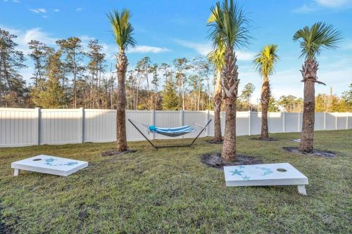 B&B Saint Augustine - Brand New Home w Cozy Patio, Near Beach, Fun Games - Bed and Breakfast Saint Augustine