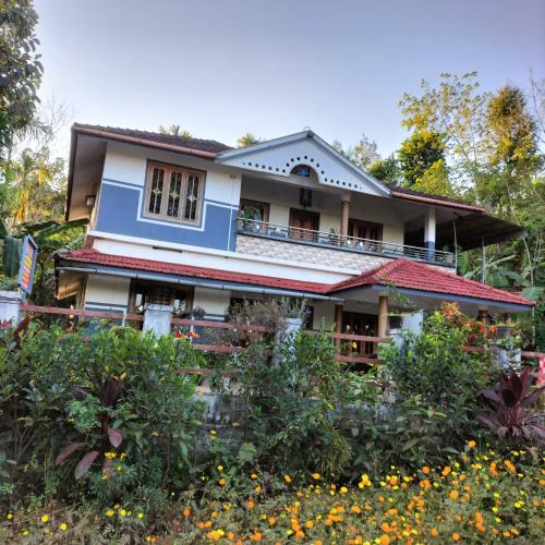 GOLDEN HILL HOMESTAY WAYANAD