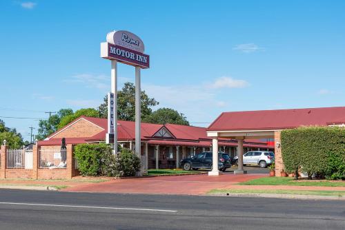 Roma Mid Town Motor Inn - 숙소 외관