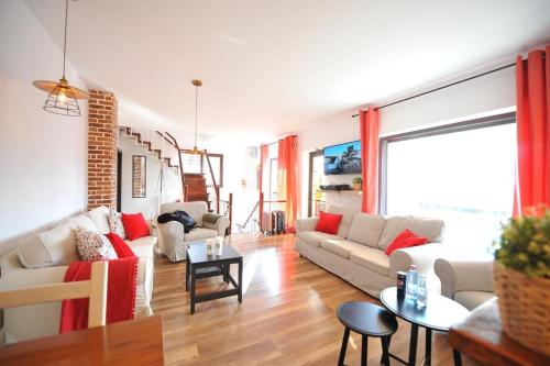 VILA GIGI, ideala pentru relaxare si distractie! in Breaza