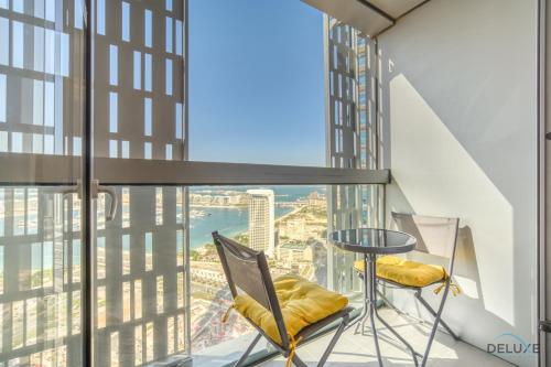 Sea Views from Living to Bedroom Perfect for Staycation, Dubai Marina by Deluxe Holiday Homes, Dubai (photo 5)