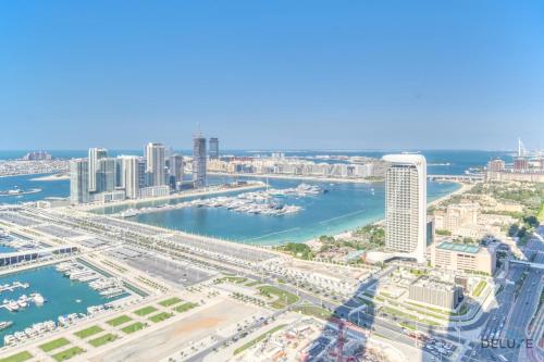 Sea Views from Living to Bedroom Perfect for Staycation, Dubai Marina by Deluxe Holiday Homes, Dubai (photo 8)