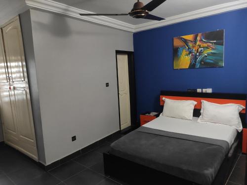 Standard Double Bed Bedroom in Lome Togo, Lomé (foto 4)