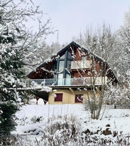Chalet chaleureux à Basse-sur-le-Rupt, vue montagne superbe gîte à louer Basse-sur-le-Rupt