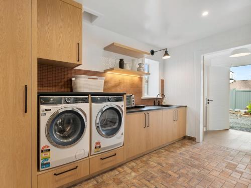 المنظر الخارجي, MaiMoana - Hatfields Beach Cliff-Top Retreat in أوريوا