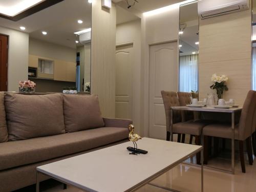 Adria Residences - Ruby Garden - 2 Bedroom for 4 person in Manila