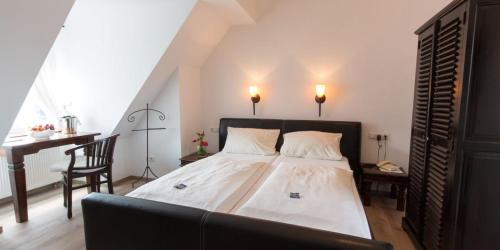 1 queen bed