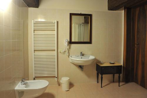 Standard Single Room with Private Bathroom