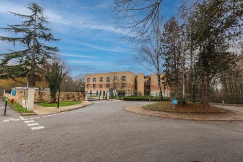 Zenitude Hôtel-Résidences Magny-les-Hameaux - image 10