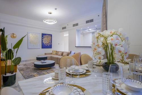 Primestay - Meera Tower 2BR in Habtoor City - image 5