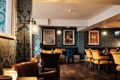 Bar/ Salón, Hotel De Normandie in Saint Helier