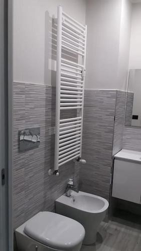 Confort ed eleganza nel borgo Filadelfia, Turin (photo 8)