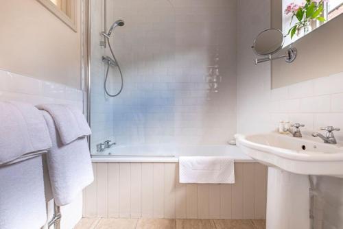 The Ship At Dunwich - image 11