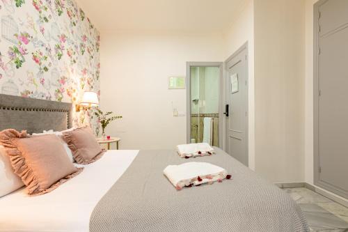 Budget Double Room image 5