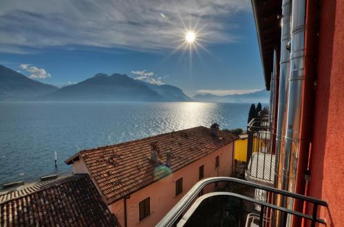 Apartment with Lake View
