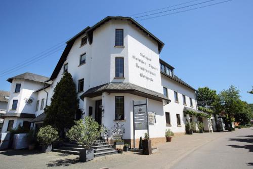 B&B Nittel - Weingut Matthias Dostert / Culinarium - Bed and Breakfast Nittel