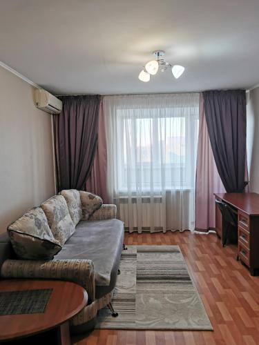 1 комнатная квартира в самом центре с видом на сквер, Kostanaj (fotografie 5)