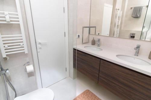 GRAN CAPITAL City View Workspace & FREE PARKING, Sofia (Foto 6)