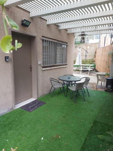 Entrance, YasmeN suite in Majdal Shams