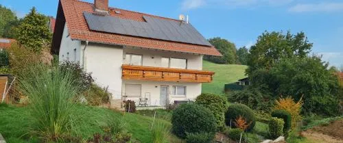 Ferienwohnung im Grünen in Wald-Erlenbach, Deutschland