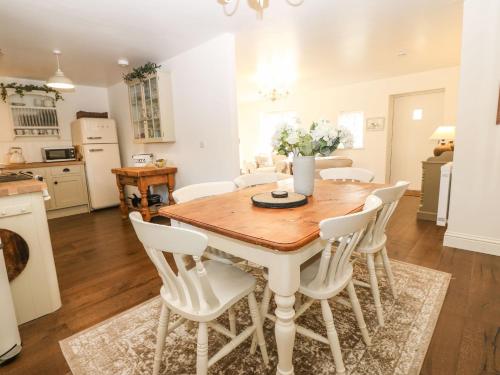 A szálláshely kívülről, Brook Cottage in Glan-yr-afon