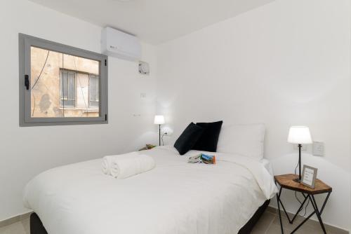 Brand New 2BR 2BATH by HolyGuest - image 2