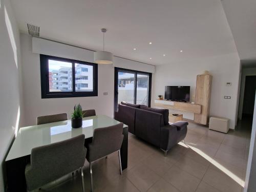 Beautiful apartment close to the sea in Arenales Del Sol