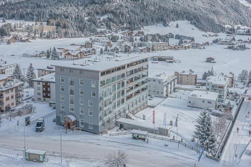ALPINE INN Davos
