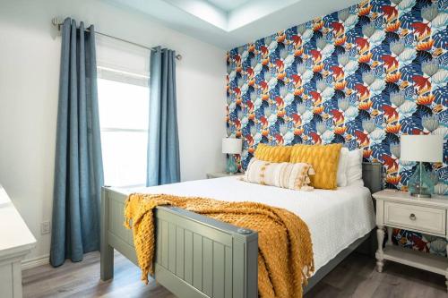 Gulf Front - Mini Golf - Hot Tub - Family Friendly - ForeShore in Bolivar Peninsula, USA