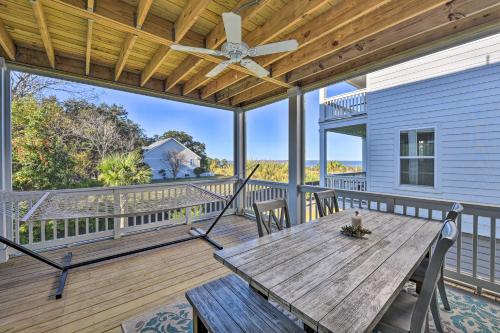 3 Decks and Water Views Breezy Home in Hilton Head