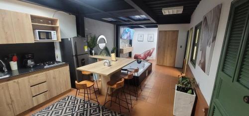 Vintage House With Jacuzzi In Manila, Medellín (fotografie 4)