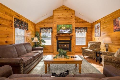 Briarstone Lodge Condo 13A in Pigeon Forge (TN)