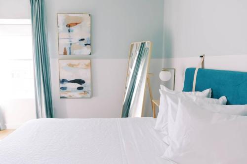 Unit 213 - The Strand 2 Bed - Cation on the Guadalupe in New Braunfels, USA