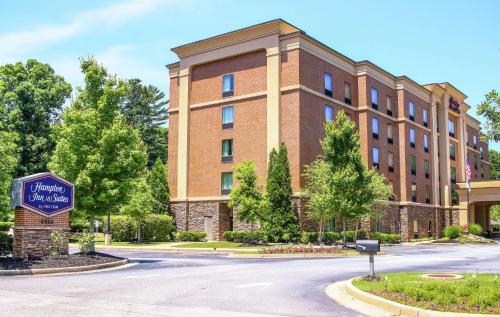 Hampton Inn&Suites Flowery Branch - Hotel