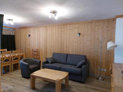 Apartment (8 Adults)